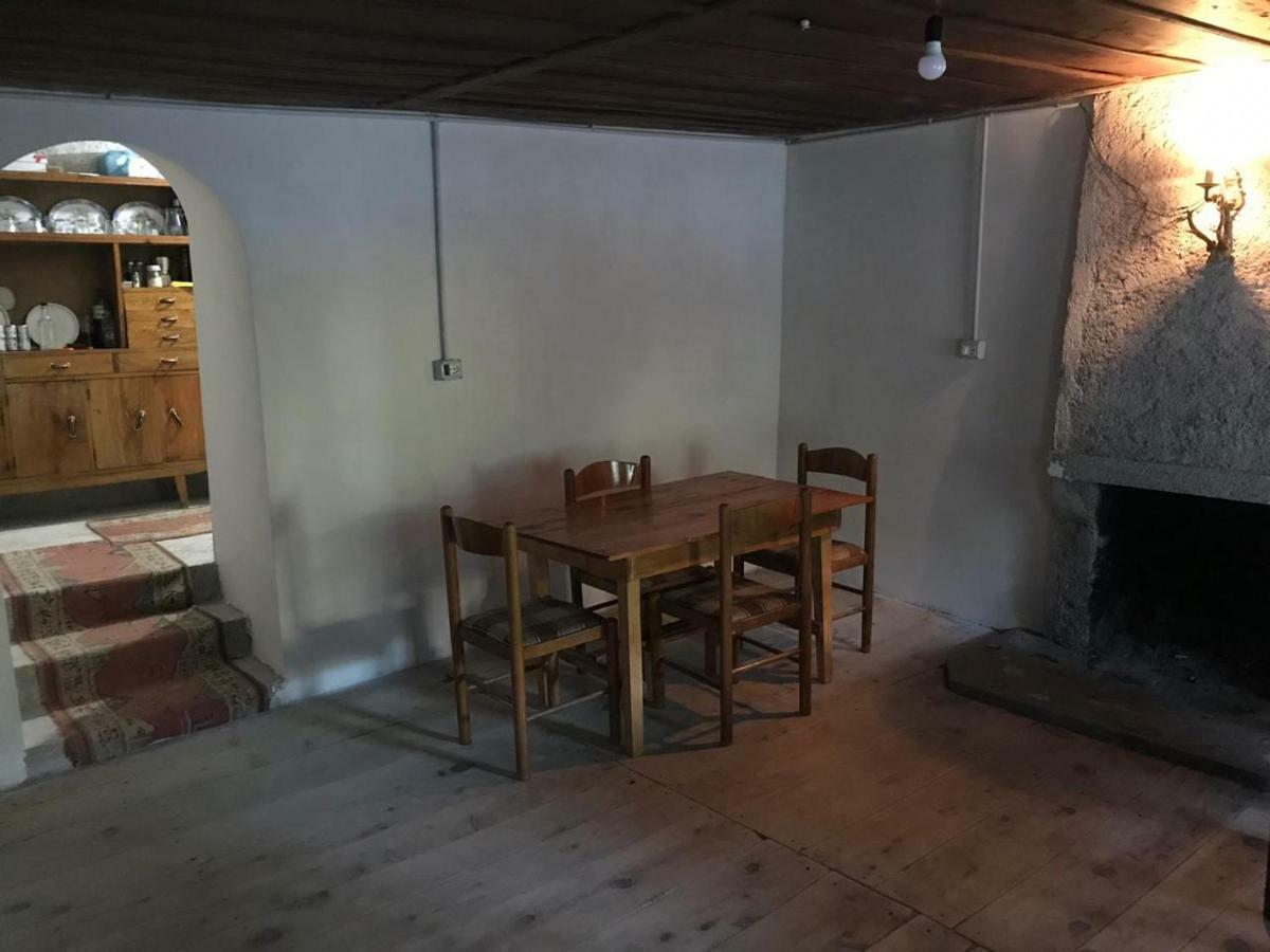 Marash Rrgalla Guesthouse Theth Eksteriør billede